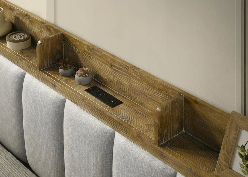 Light Aspen Oak Chest