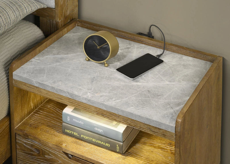 Light Aspen Oak Queen Bed