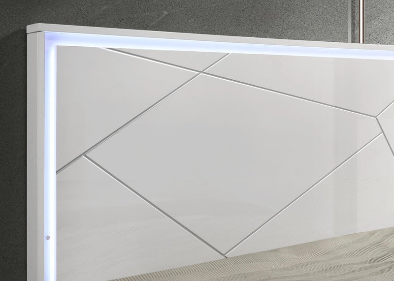 White/Gray Line Queen Bed
